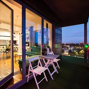  Apartament Qbik Artistic Cityscape